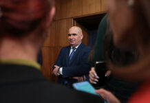 Liberalii se pot sinucide politic precum Nicușor Dan. Sau pot evita asta fiind mai deștepți decât matematicianul poporului Ilie Bolojan / Inquam Photos / George Călin