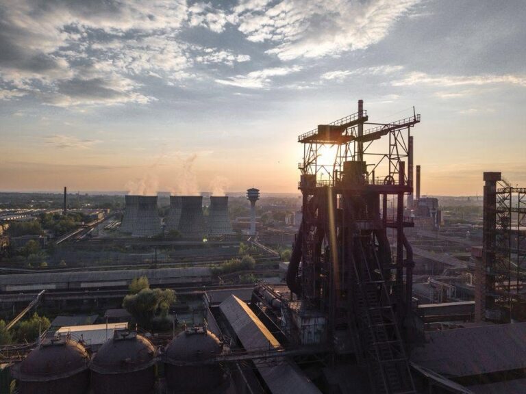 Nicio ofertă pentru Liberty Galaţi, deşi existau cinci investitori interesaţi. Procesul de vânzare continuă