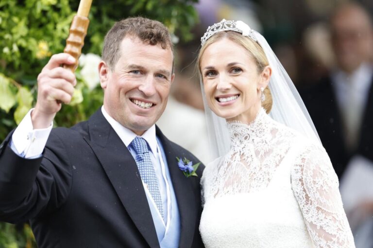 VIDEO | Membri ai familiei regale britanice, prezenți la căsătoria fiului prințesei Anne
