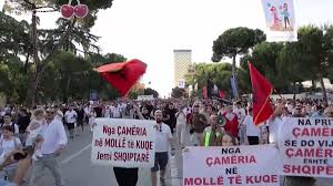 Proteste în stradă, la Tirana, împotriva unui proiect atribuit ginerelui lui Trump, Jared Kushner