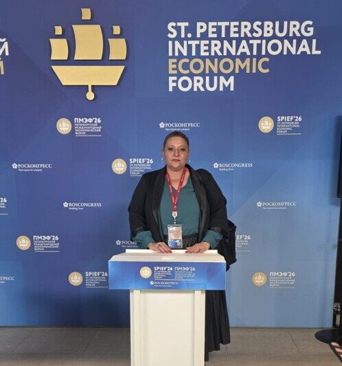 Diana Şoşoacă a apărut alături de fugara Marina Tauber la Forumul economic de la Sankt Petersburg