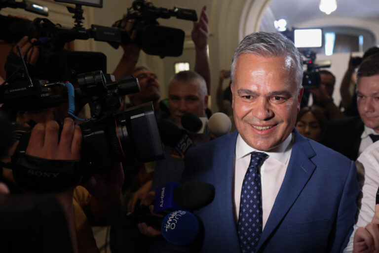 Tabăra Veștea: Excluderile anunțate în PNL nu produc efecte