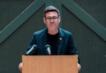 Reacţii după ce Andy Burnham a devenit noul premier al Marii Britanii