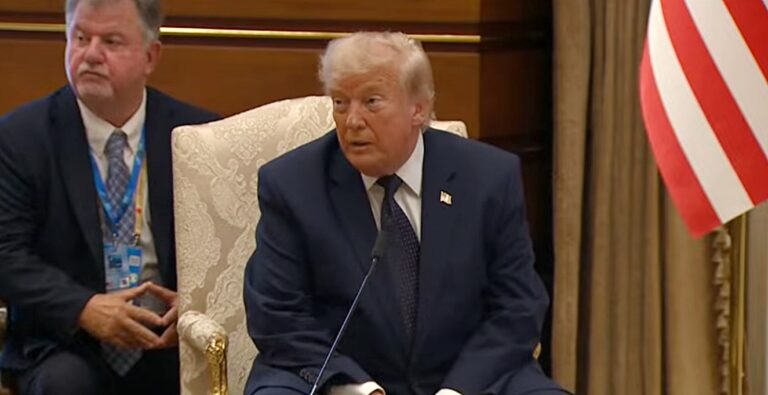 Trump se declară „foarte dezamăgit” de NATO