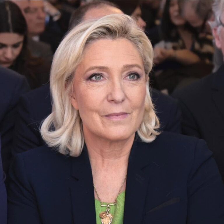 Marine Le Pen, condamnată la un an de arest la domiciliu și 15 luni de ineligibilitate