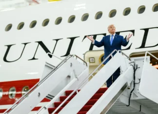 NYT: Trump nu a folosit noul Air Force One oferit de Qatar din motive de securitate, la cererea Secret Service