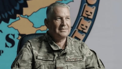 Numărul doi al Forţelor Aeriene Ucrainene şi-a dat demisia, în semn de protest faţă de demiterea ministrului Apărării