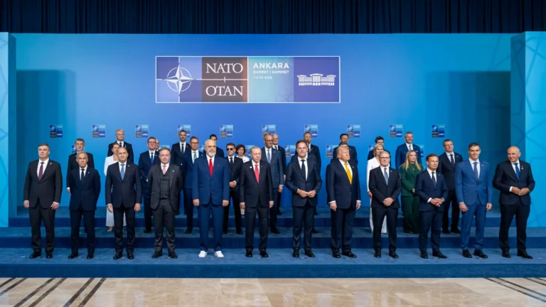 Summit NATO | „Angajamentul ferm” față de clauza apărării colective, reafirmat de aliați la Ankara